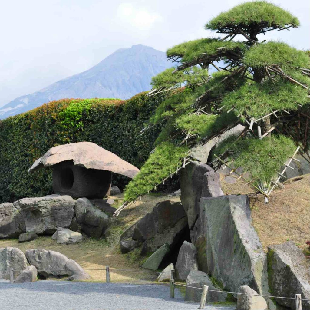 Sakurajima view from Sengan-en Park