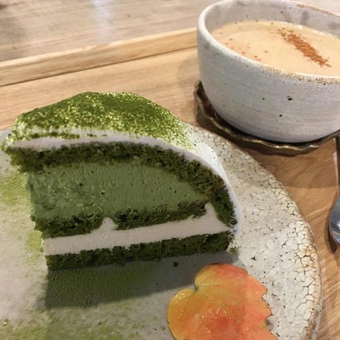 Matcha cake and chai tea