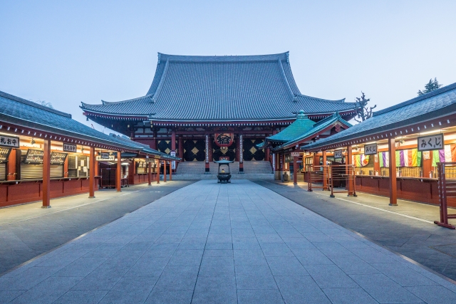 Senso-Ji Temple in Asakusa with minimal crowds.