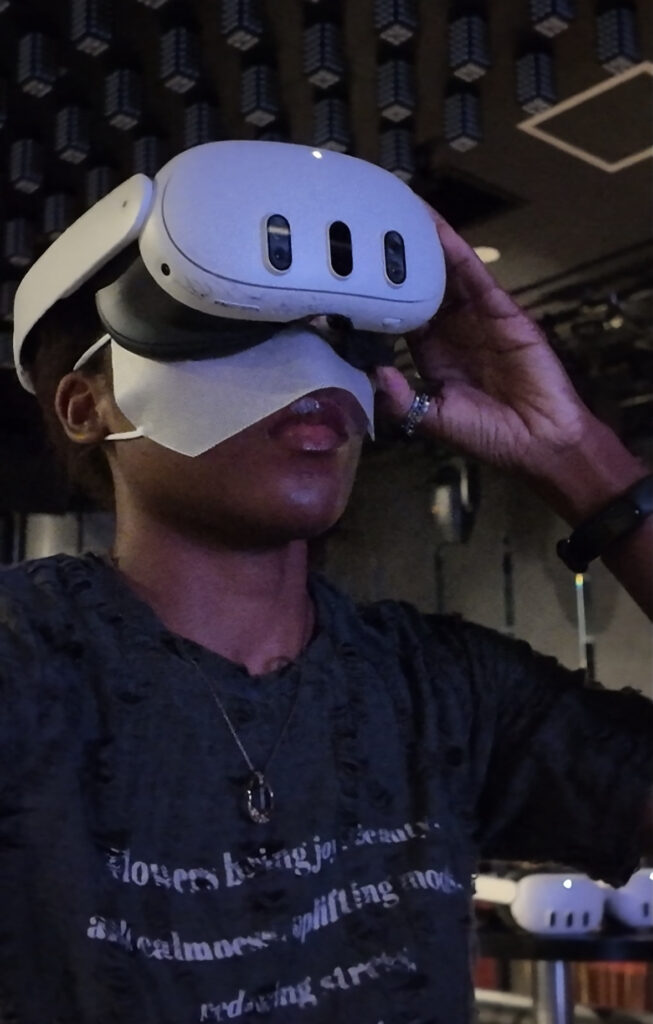 Person wearing a VR headset at JapaDive Osaka