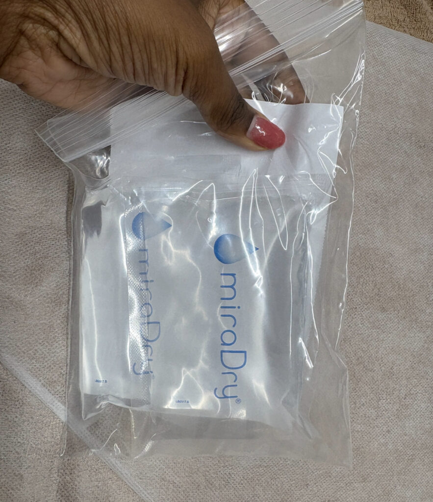 Ice packs provided after MiraDry procedure for underarm swelling and recovery