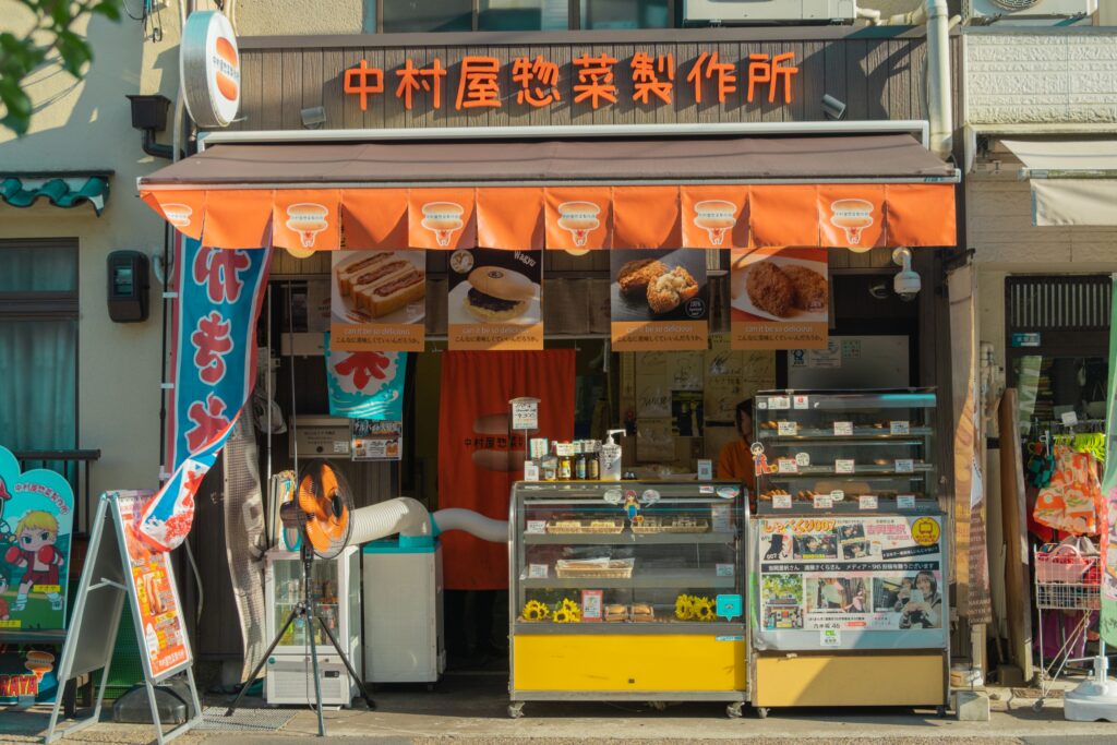 Local delicatessen and takeaway shop in Japan hiring part-time staff