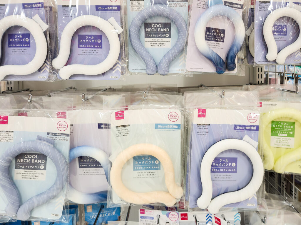 Reusable neck cooling rings available in different colors and sizes to help stay cool during Japan's hot and humid summer.